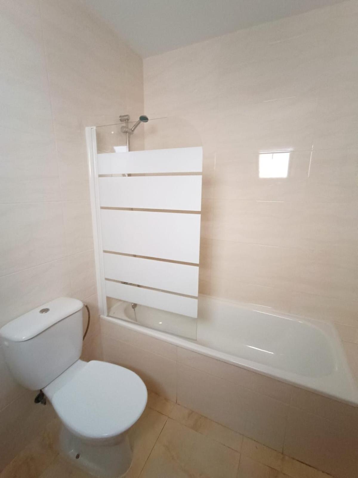 Apartamentos Larios Malaga Bagian luar foto