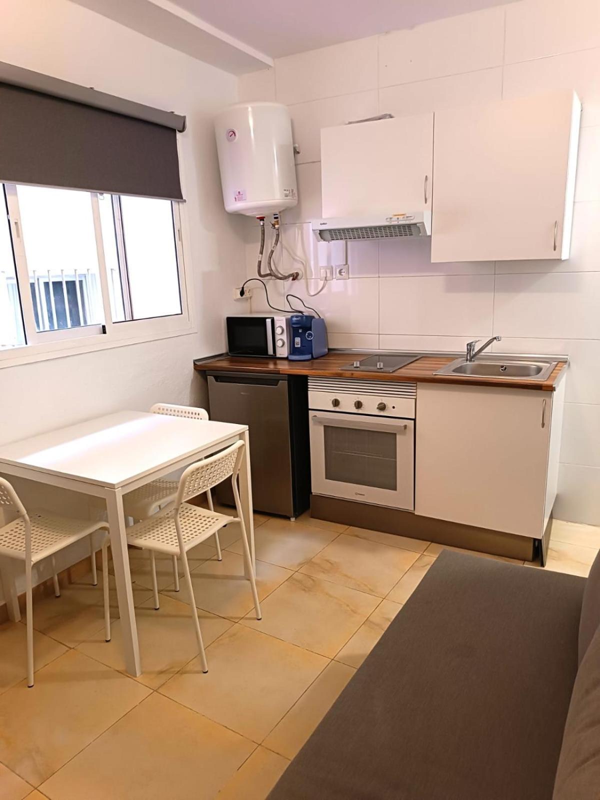 Apartamentos Larios Malaga Bagian luar foto