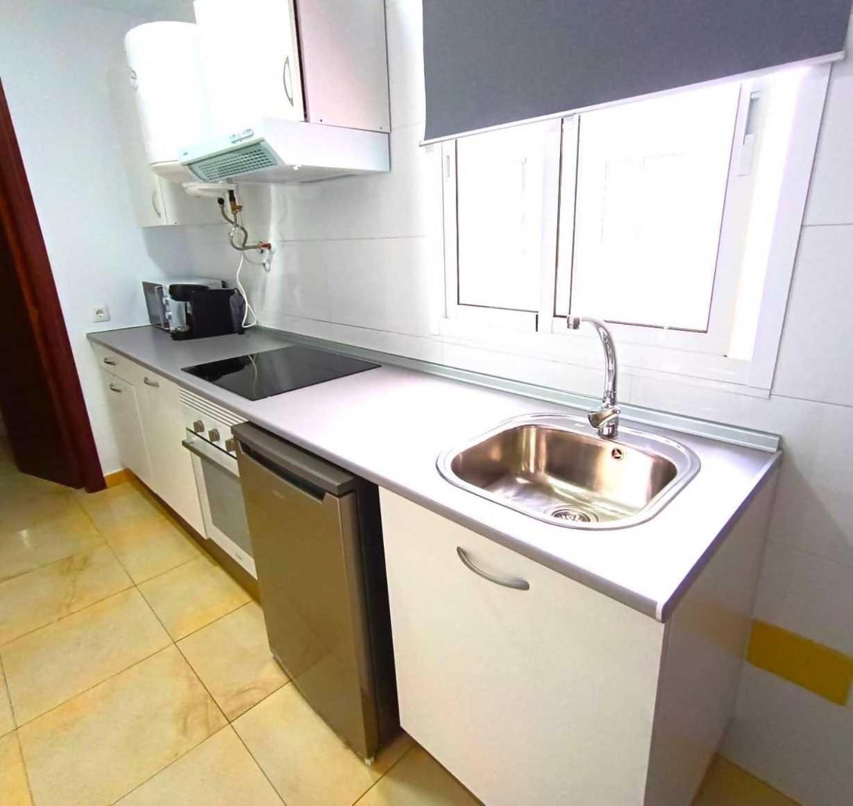 Apartamentos Larios Malaga Bagian luar foto